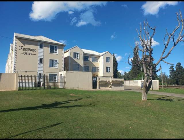 2 BEDROOM APARTMENT FOR SALE IN KINGSWOOD